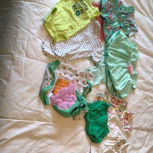Baby Girl’s Clothes (3 months)